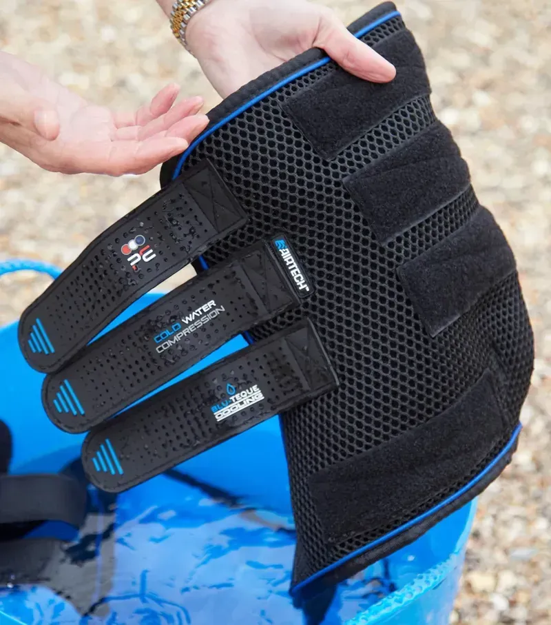 Premier Equine Cold Water Compression Boots in Black-3