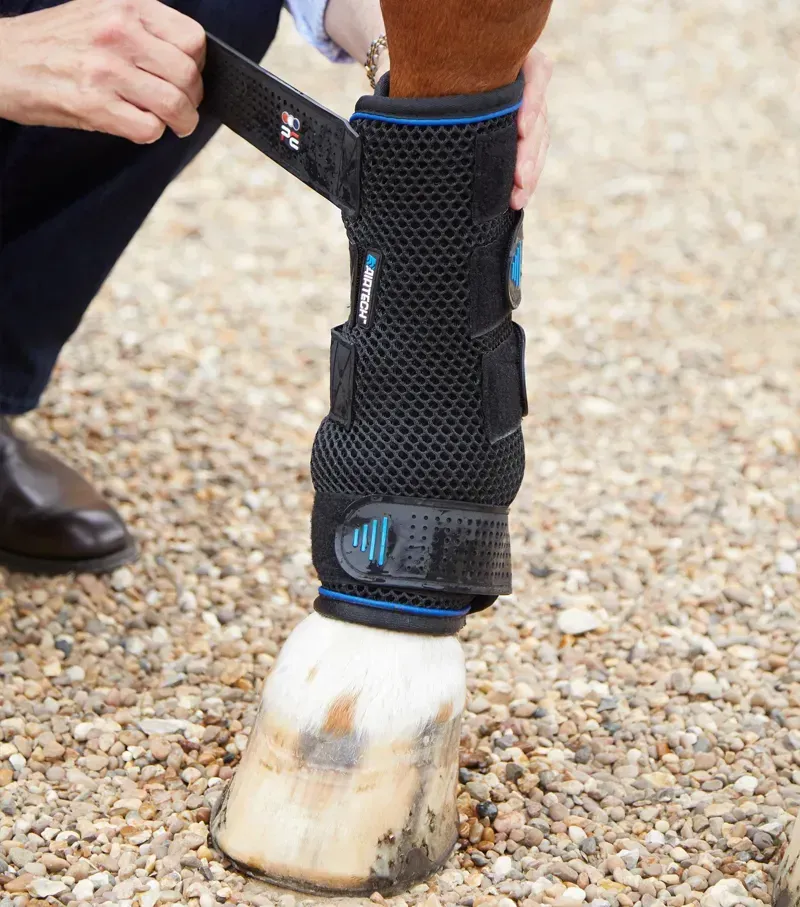Premier Equine Cold Water Compression Boots in Black-1
