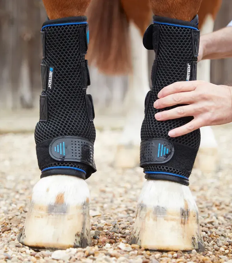Premier Equine Cold Water Compression Boots in Black-2