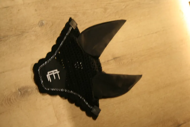 Lomas Equestrian Ear Bonnet Full
