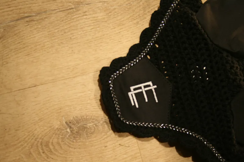 Lomas Equestrian Ear Bonnet Full-1